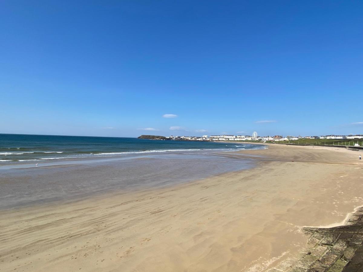 Harbour View Apartment At Royale Court Apartments Portrush Exterior foto